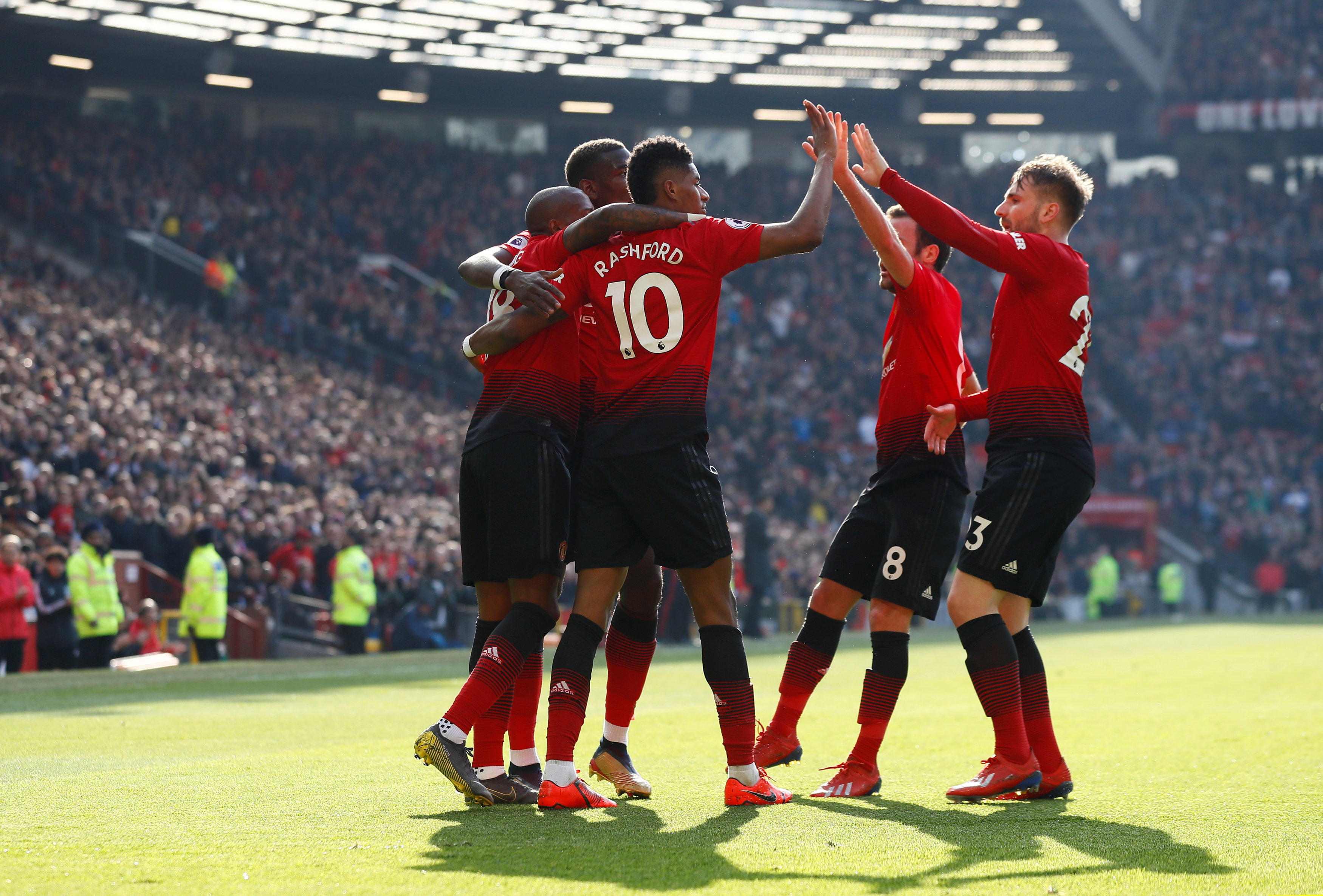 引起众多球 引起众多球